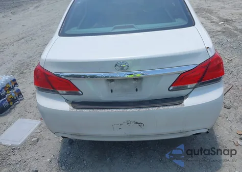 2012 Toyota Avalon Limited из США, поврежденный, VIN 4T1BK3DB7CU465786